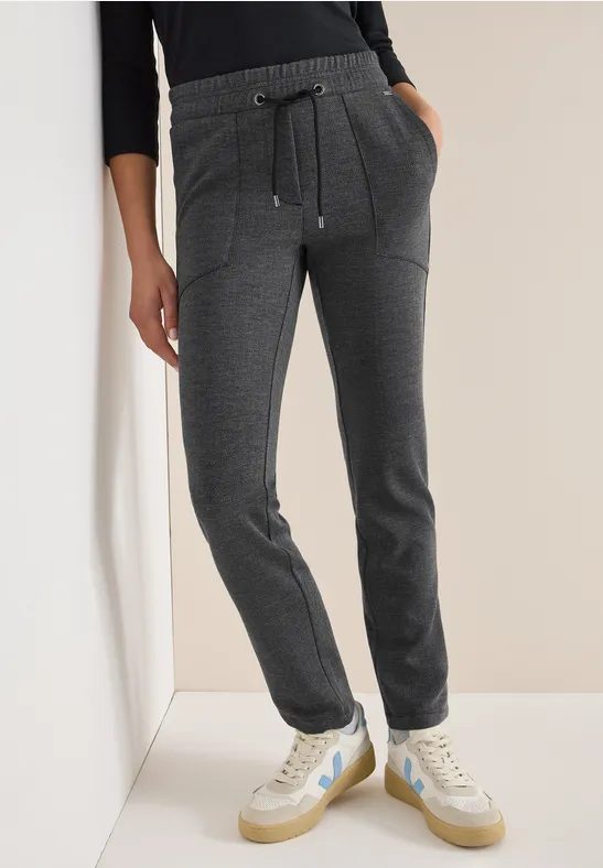 Casual Fit Hose