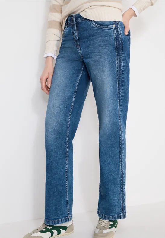 Wide Leg Jeans