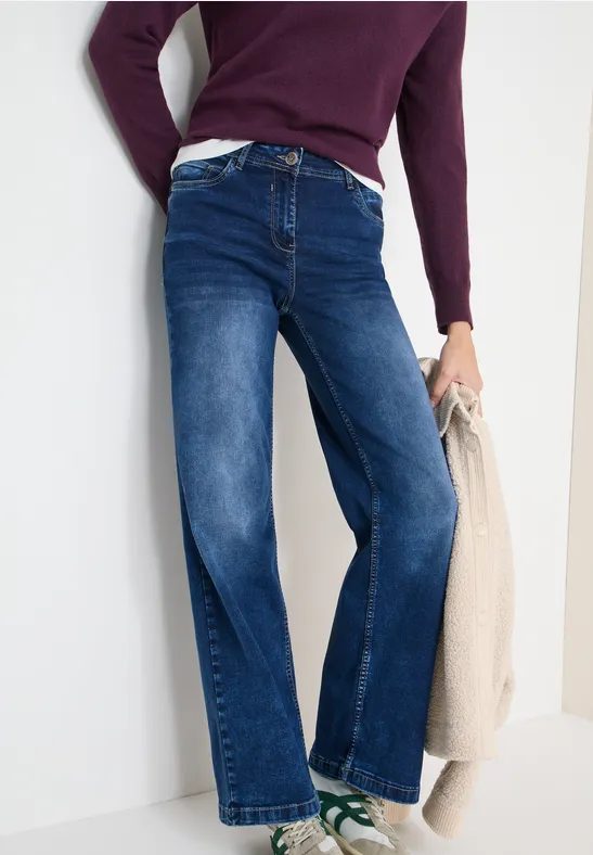 Wide Leg Jeans