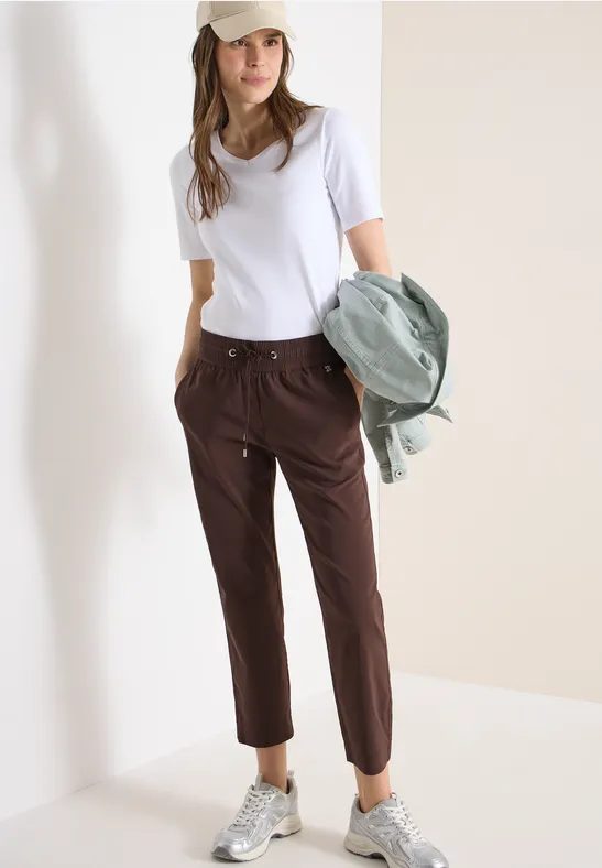 7/8 Mid Waist Slim Leg Hose im Casual Fit