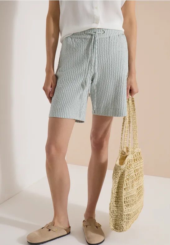 Wide Leg Shorts in Seersucker