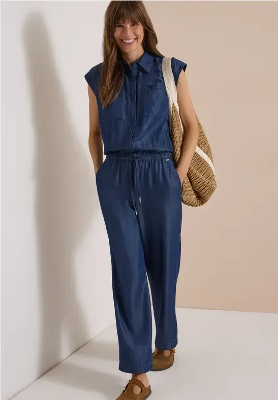 Wide Leg Jumpsuit in Denim-Optik