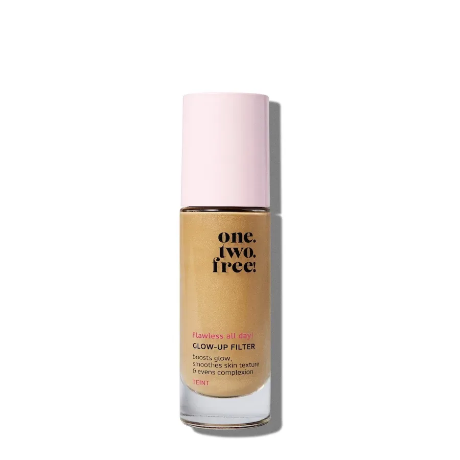 one. two. free! Glow-Up Filter Foundation 30 ml 03 Warm