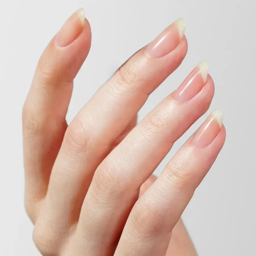 Alessandro - Striplac UV Top Coat Milky, 6.5 ml
