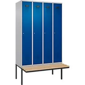 Kleiderspind C+P Evolo Plus, 4 Abteile à 300 mm Breite, schwebende Sitzbank, B 1200 x T 815 x H 2120 mm, Zylinder, weissaluminium/enzianblau