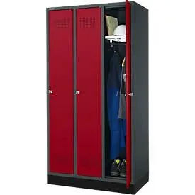 Schäfer Shop Genius Kleiderspind mit Sockel, 3 Abteile, 300 mm Abteilbreite, Zylinderschloss, anthrazit/rubinrot