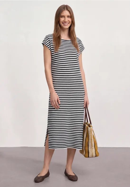 Kleid in Strick