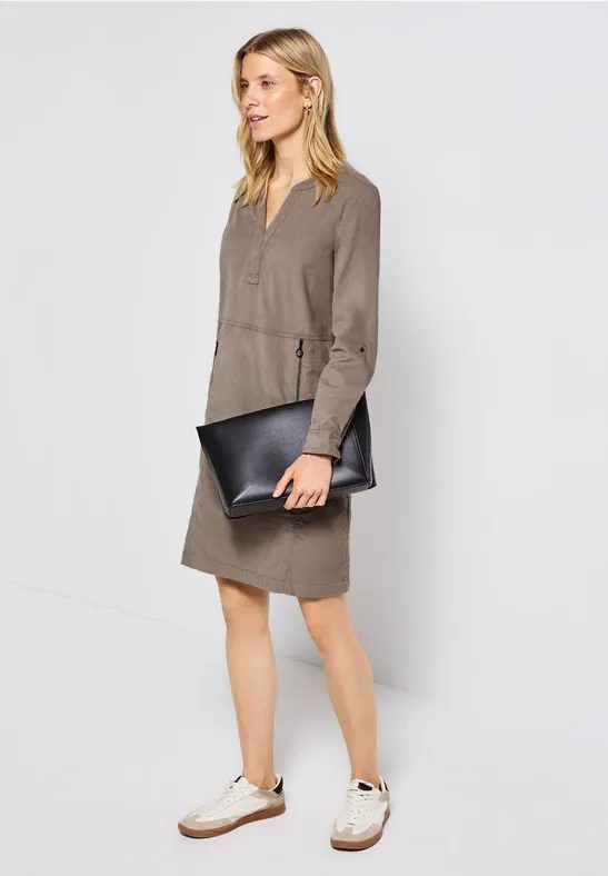 Cordkleid mit Split Neck