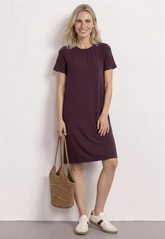 Knielanges Jerseykleid mit Rundhals
