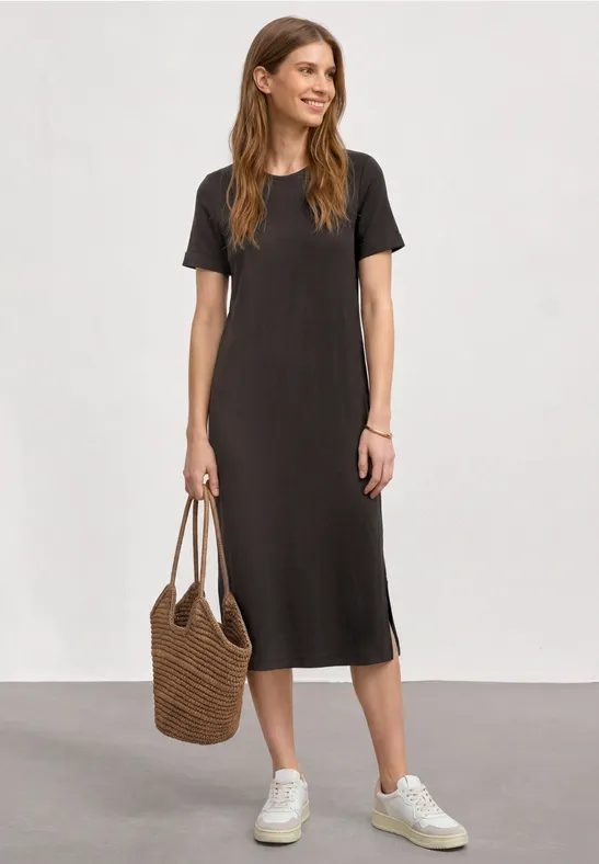 Midikleid in Rippstruktur mit Rundhals