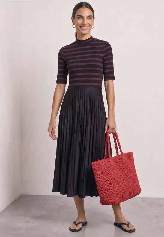 Midikleid mit Plisséerock und Streifen