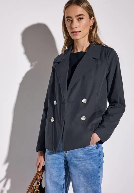 Doppelreihiger Trenchcoat
