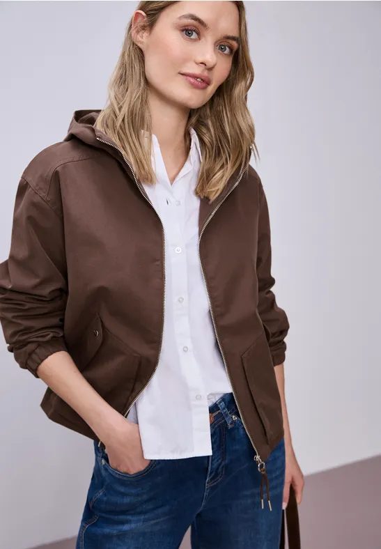 Kurze Jacke