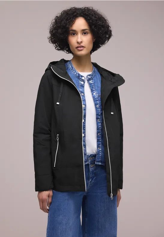 Jacke mit Kapuze und Zipper