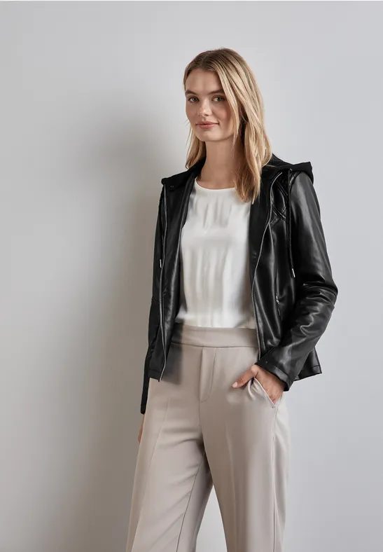 Jacke in Leder