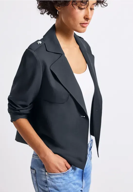 Kurzer Trenchcoat
