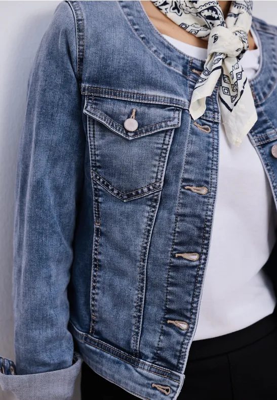 Jeansjacke mit Rundhals und Knopfleiste