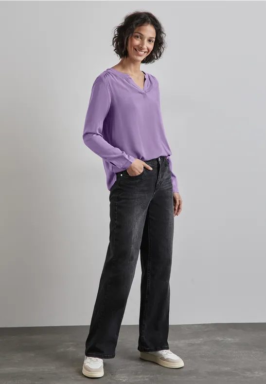 Bluse in Unifarbe