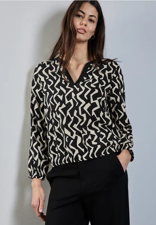 Gemusterte Bluse