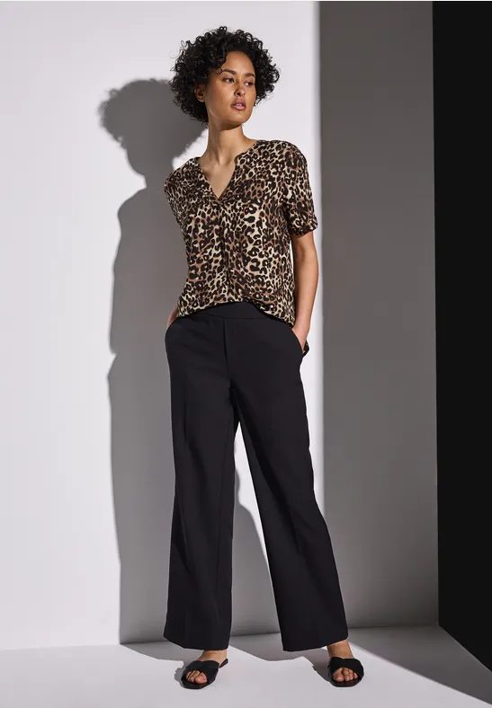 Bluse mit Leo