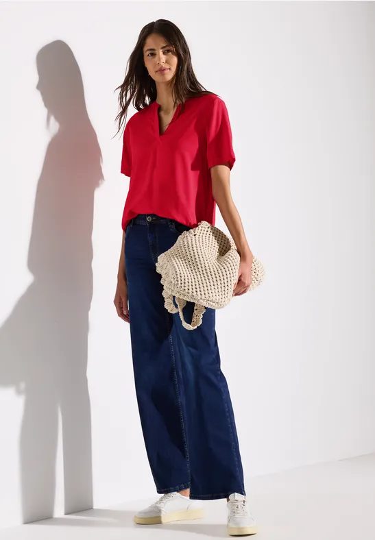 Bluse in Unifarbe