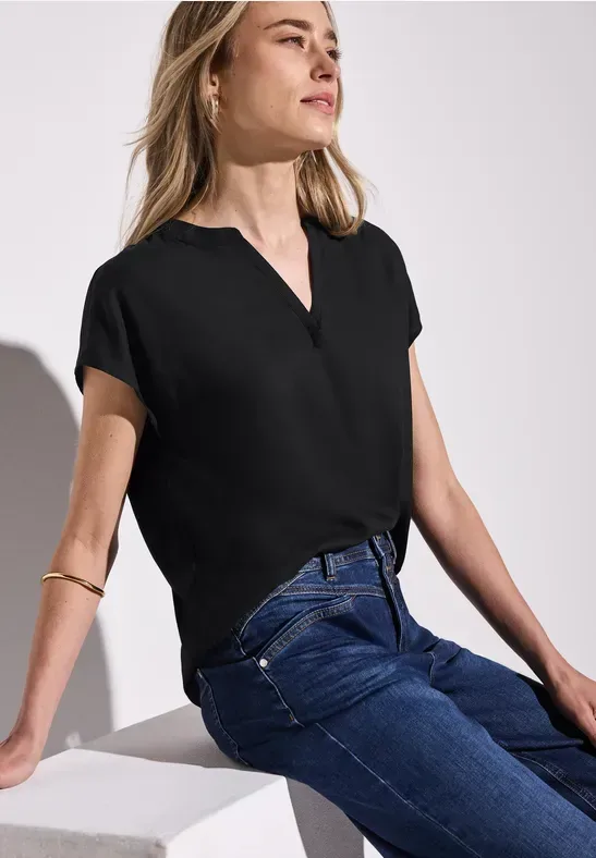 Bluse in Unifarbe