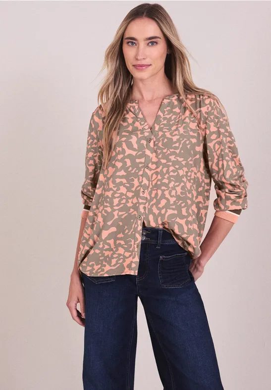 Gemusterte Bluse