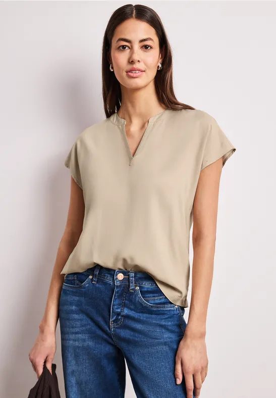 Blusenshirt in Unifarbe mit Split Neck