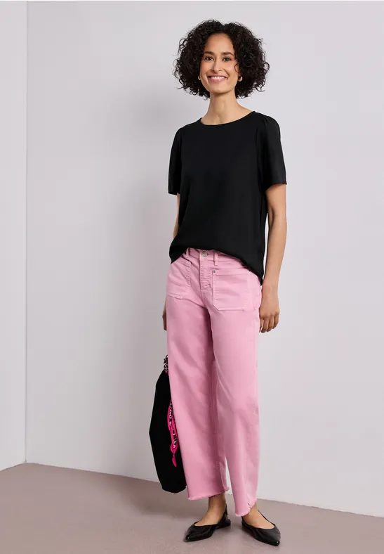 Bluse mit Rundhals und kurzen Puffärmeln
