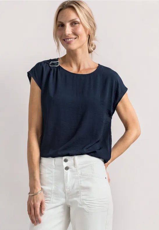Blusenshirt mit Rundhals und Schnallendetail