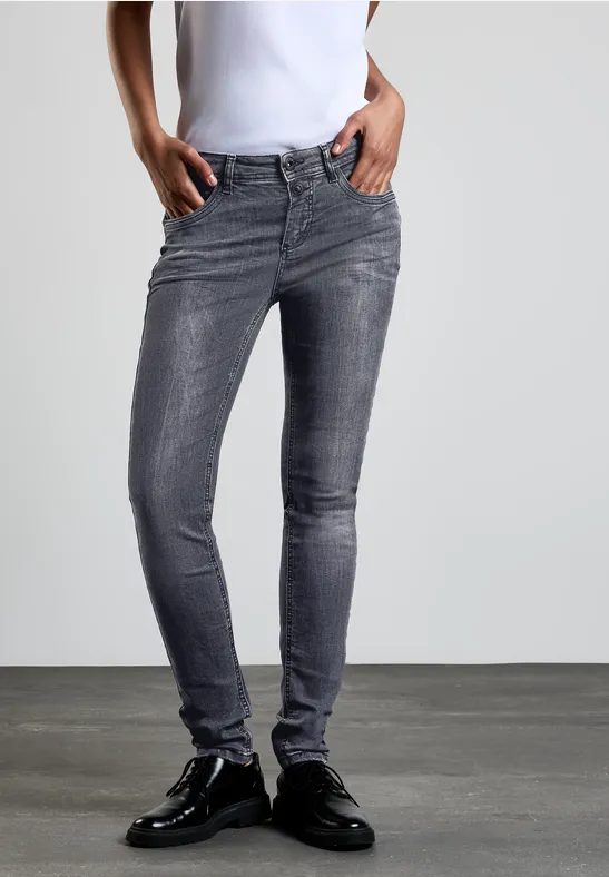 Jeans im Slim Fit