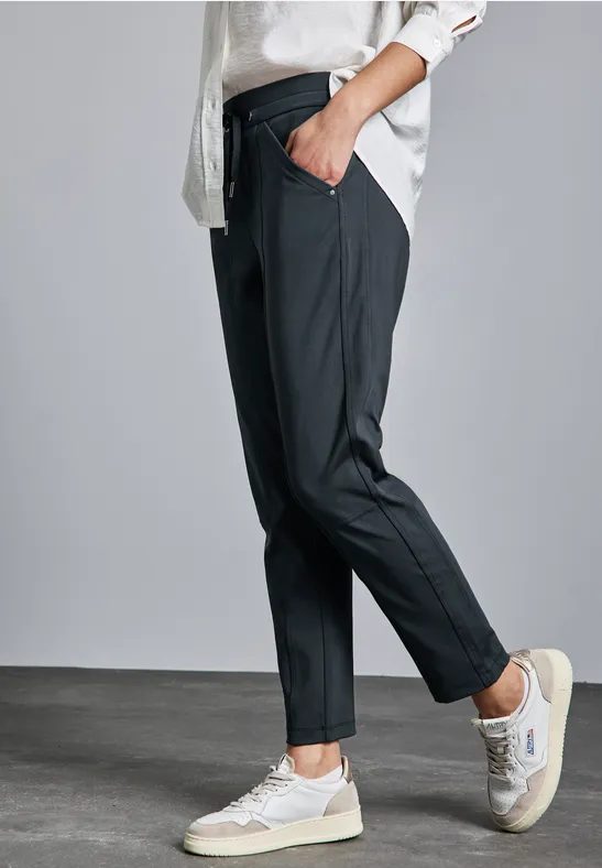 Hose im Loose Fit