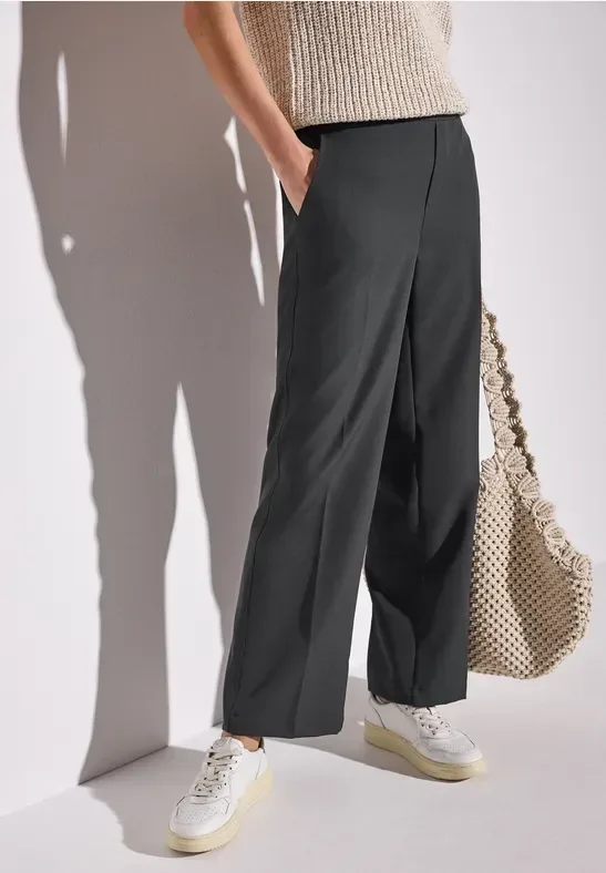 Straight Leg Twill Hose