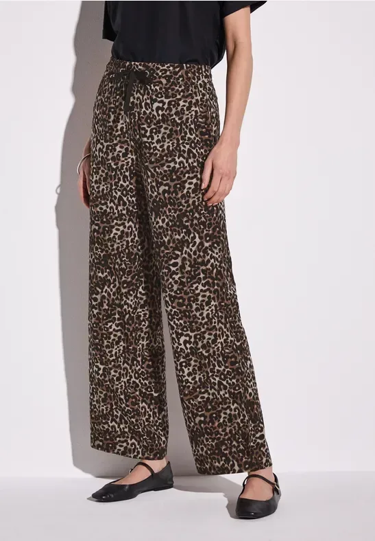 Wide Leg Leo
