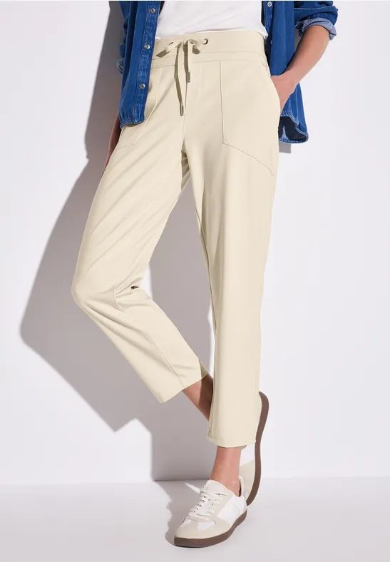 Hose im Loose Fit