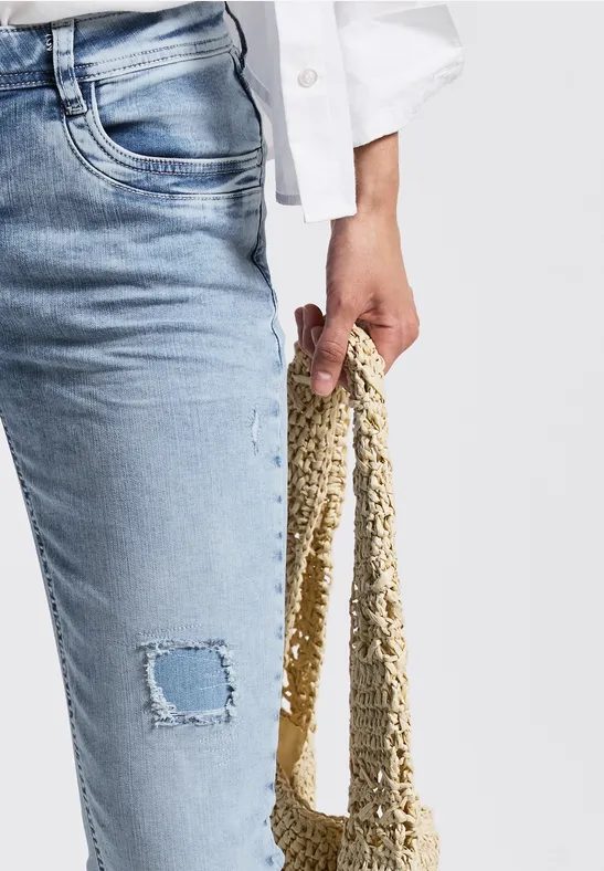 Jeans im Destroyed