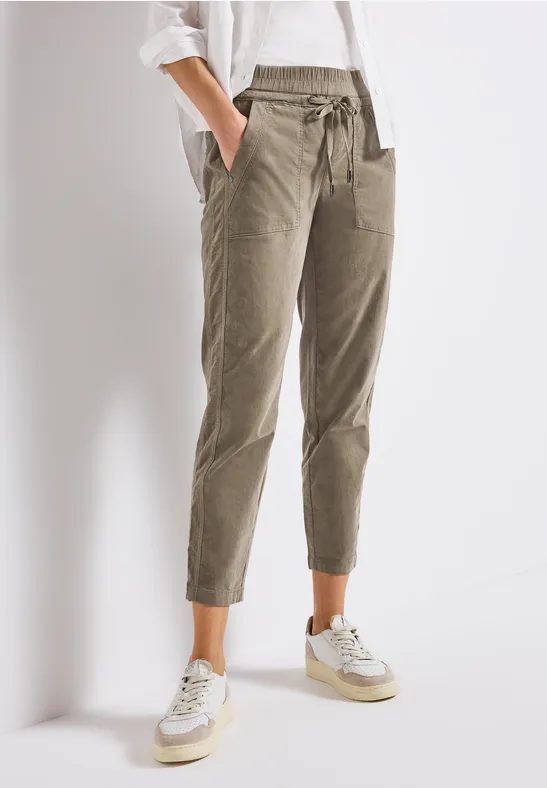 Loose Fit Cordhose