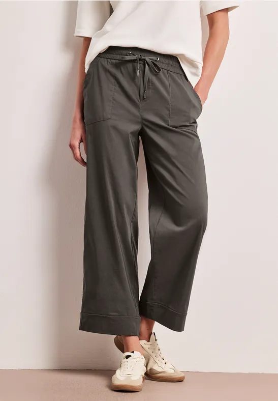 Casual Fit Hose mit Turn