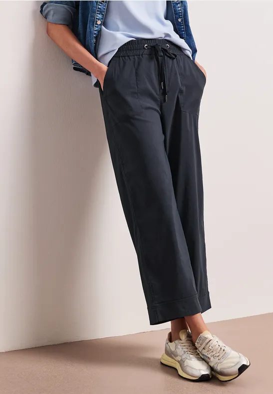 Casual Fit Hose mit Turn