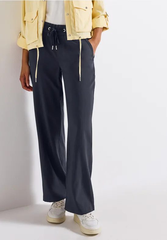 Straight Leg Twill Hose