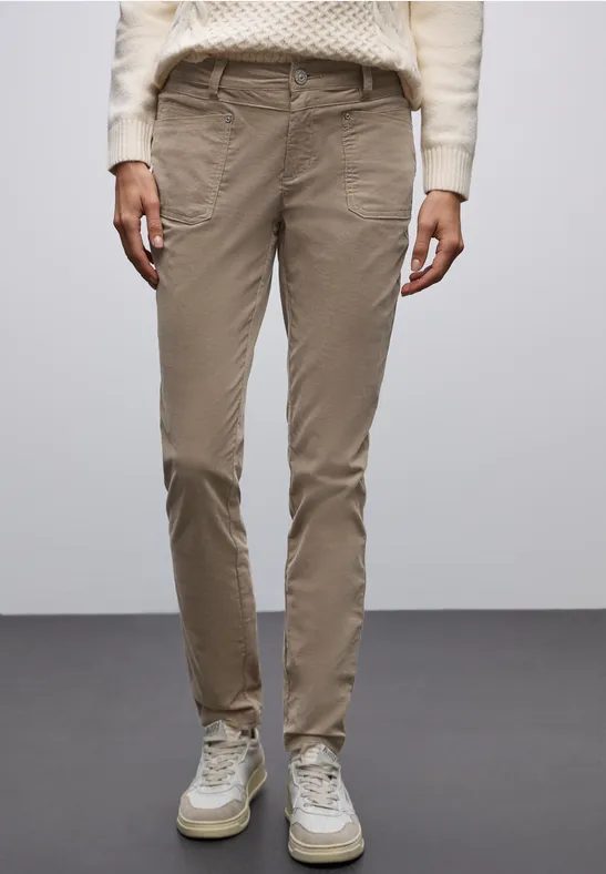 Cordhose im Casual Fit