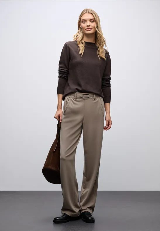 Straight Leg Hose mit Detail