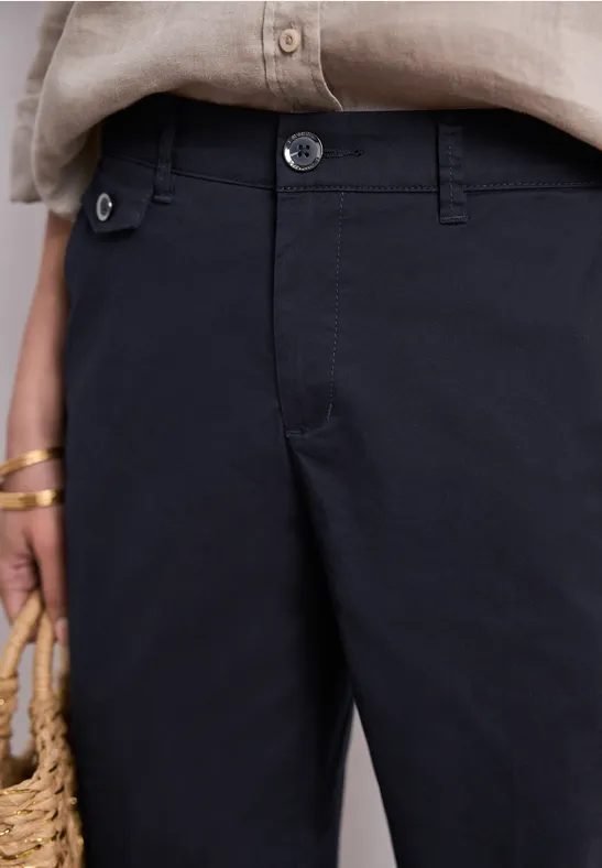 Chino im Casual Fit in softer Qualität