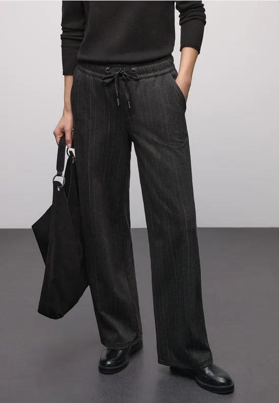 Fishbone Jacquard Hose