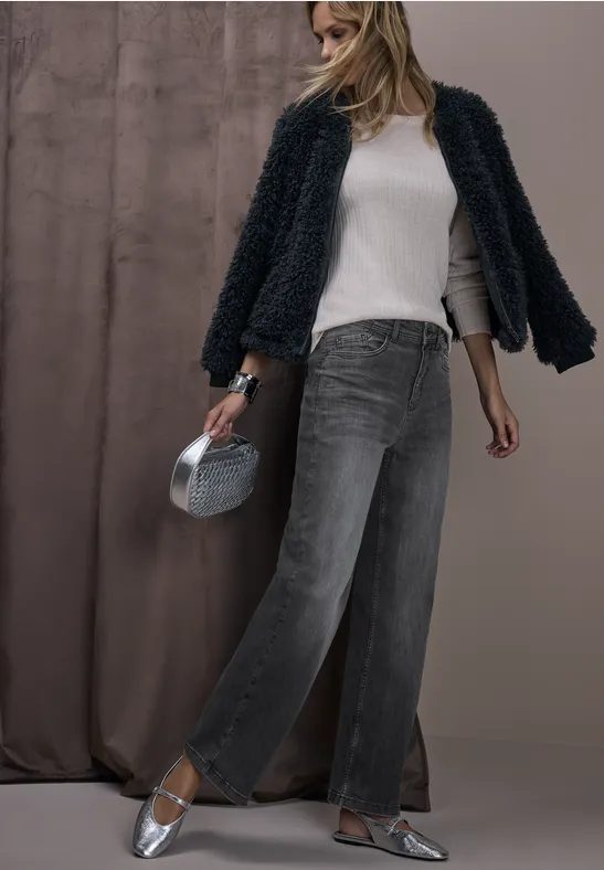 Wide Leg Jeans