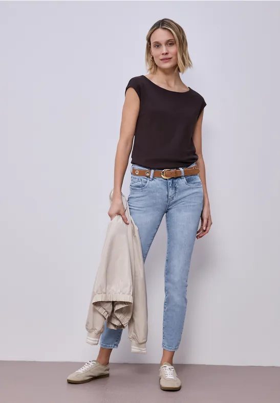 Mid Waist Slim Leg Jeans im Slim Fit