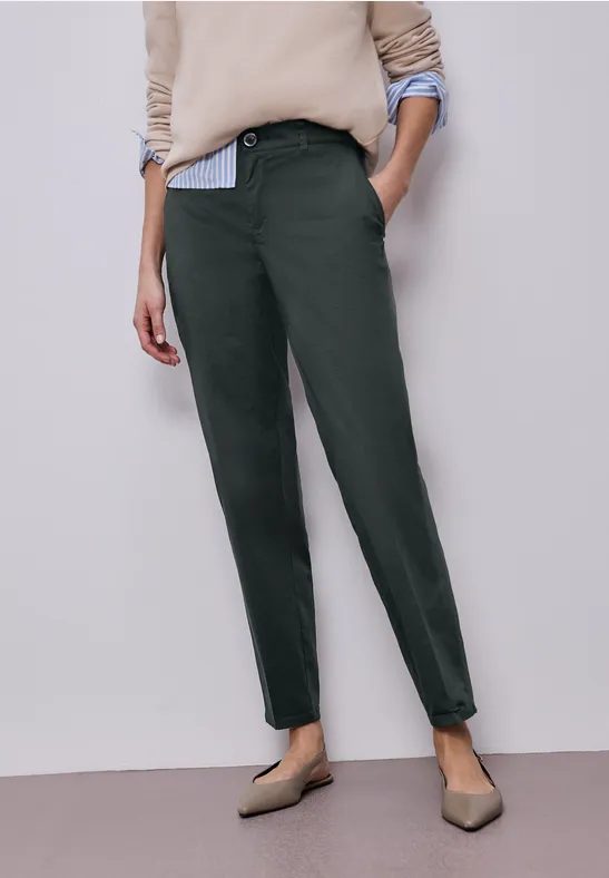 Chino im Casual Fit in softer Qualität