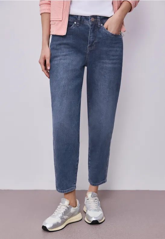 Barrel Leg Jeans
