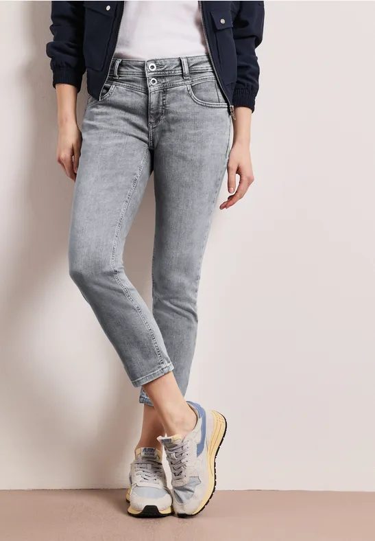 7/8 Mid Waist Slim Leg Jeans im Slim Fit