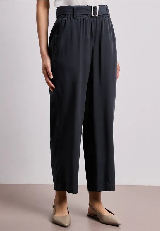 7/8 Wide Leg Hose mit Gürteldetail